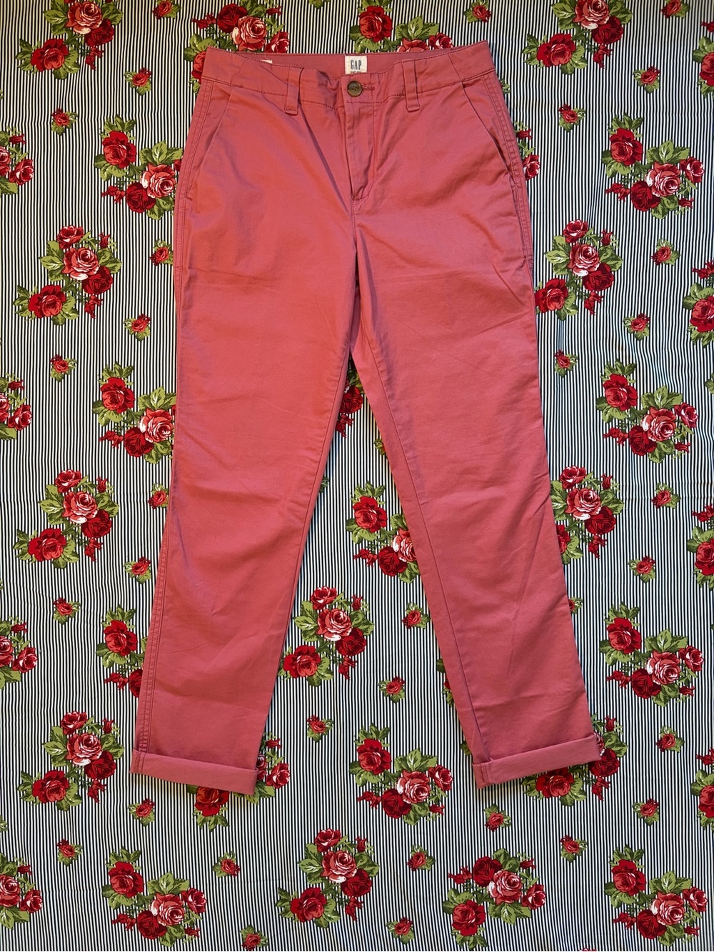 GAP Straight-Leg Girlfriend Chino in Pink Reef